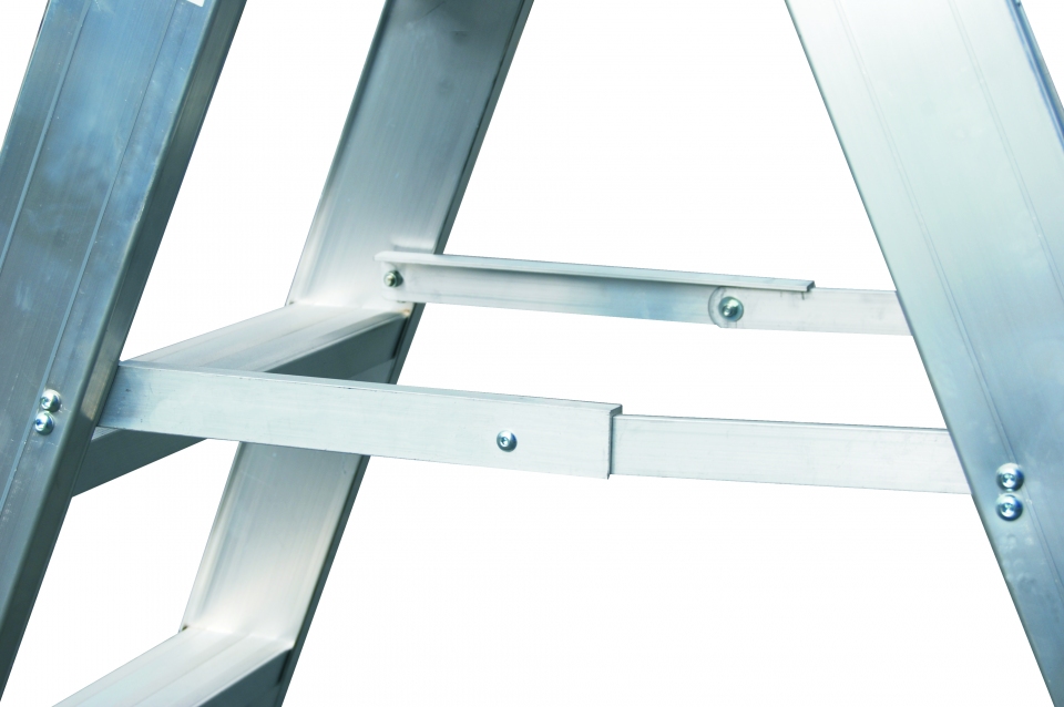 ALUMINIJSKE LJESTVE I RADNE PLATFORME